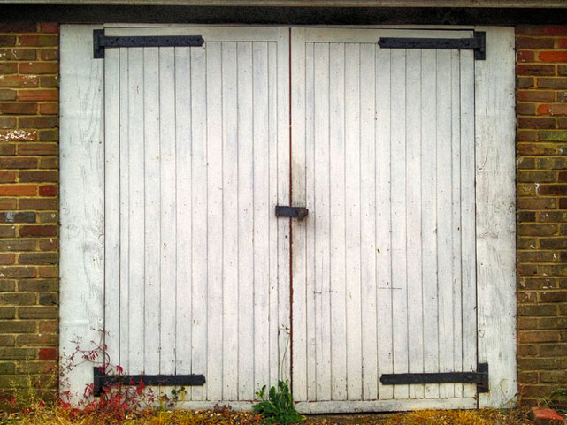 A Brief History of Garage Doors